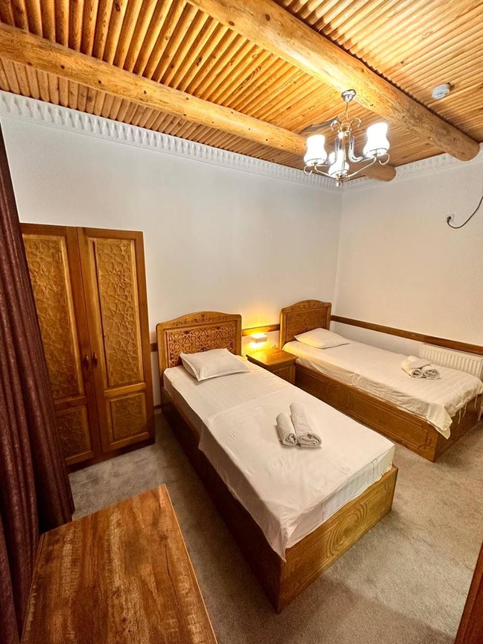 Munis Hotel بخارى المظهر الخارجي الصورة