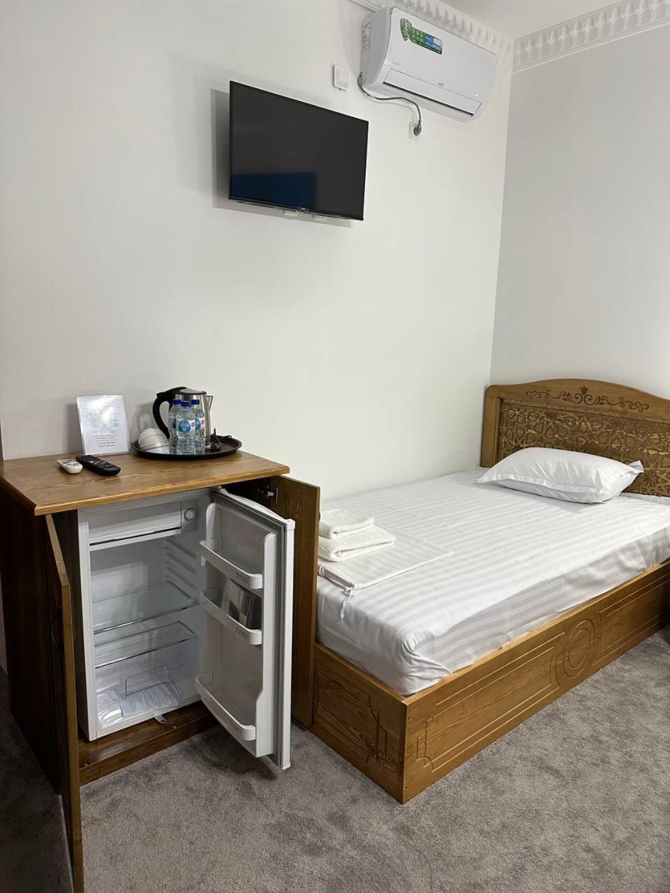 Munis Hotel بخارى المظهر الخارجي الصورة
